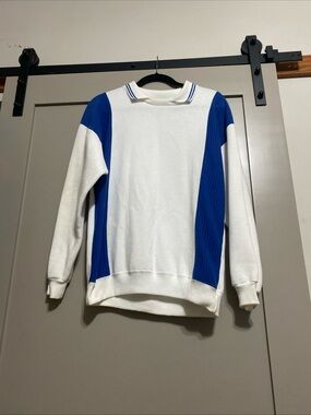Vintage 80’s White Crewneck Sweatshirt with Blue Panel Accents